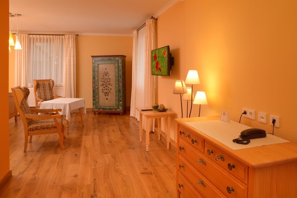 Landgasthof Haueis Marktleugast 部屋 写真