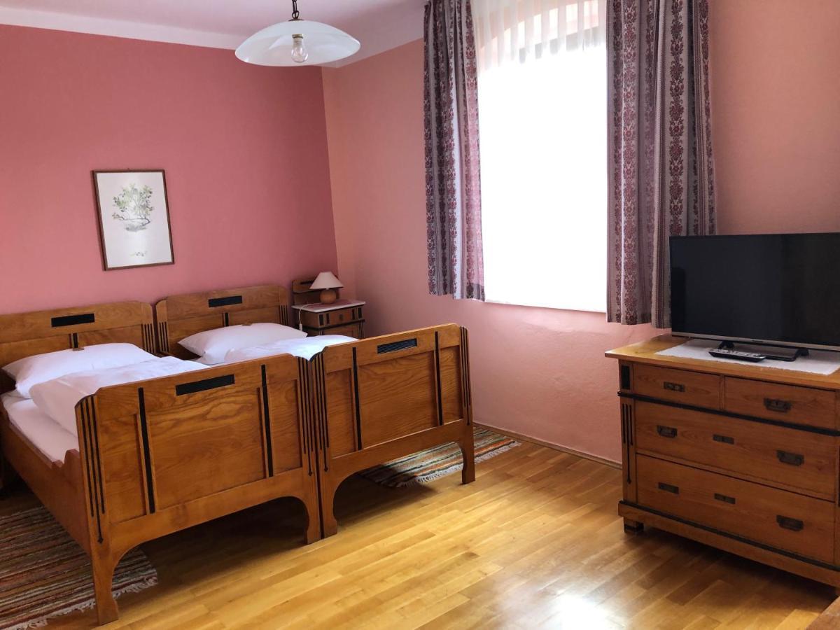 Landgasthof Haueis Marktleugast エクステリア 写真