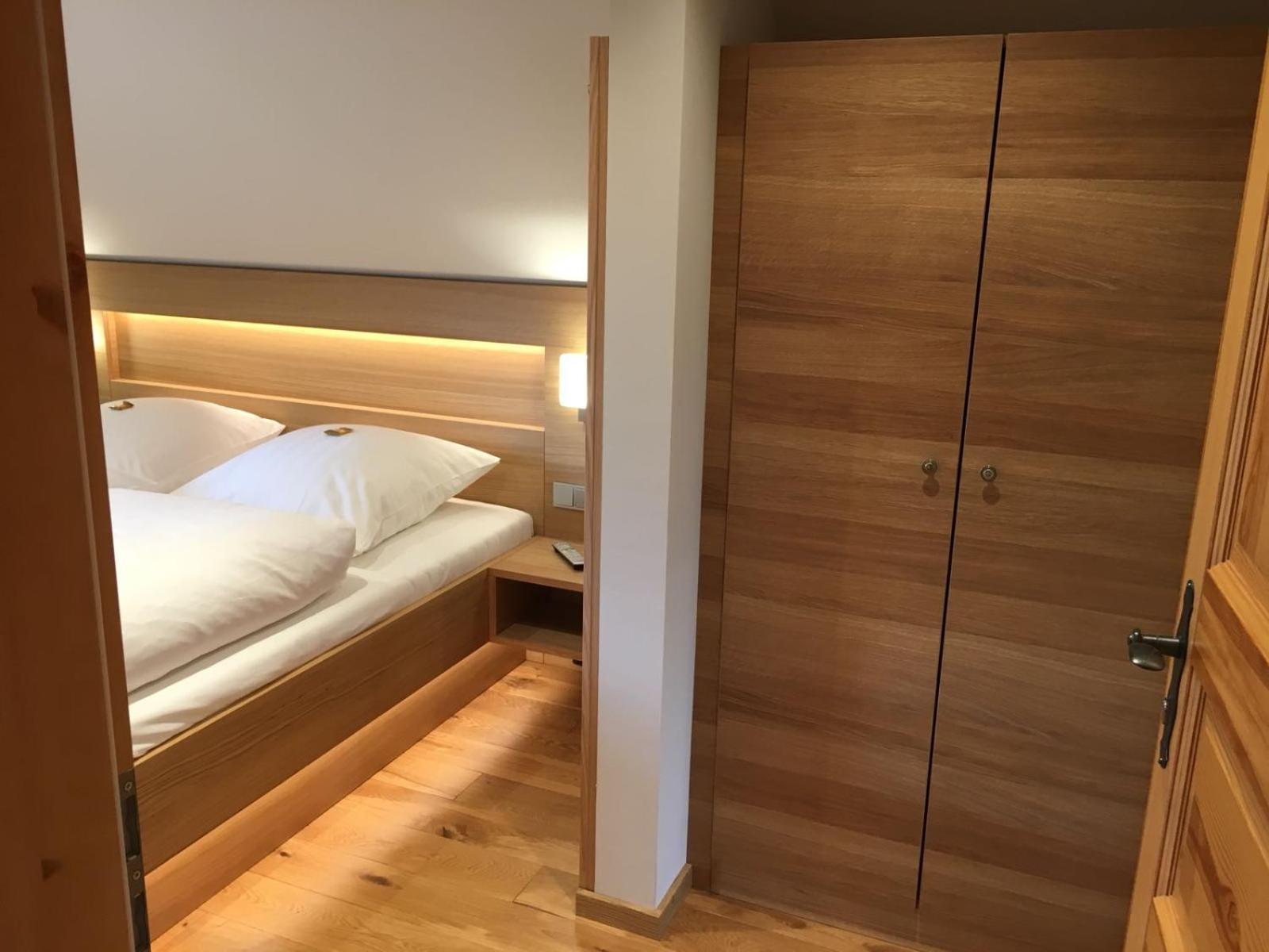 Landgasthof Haueis Marktleugast エクステリア 写真