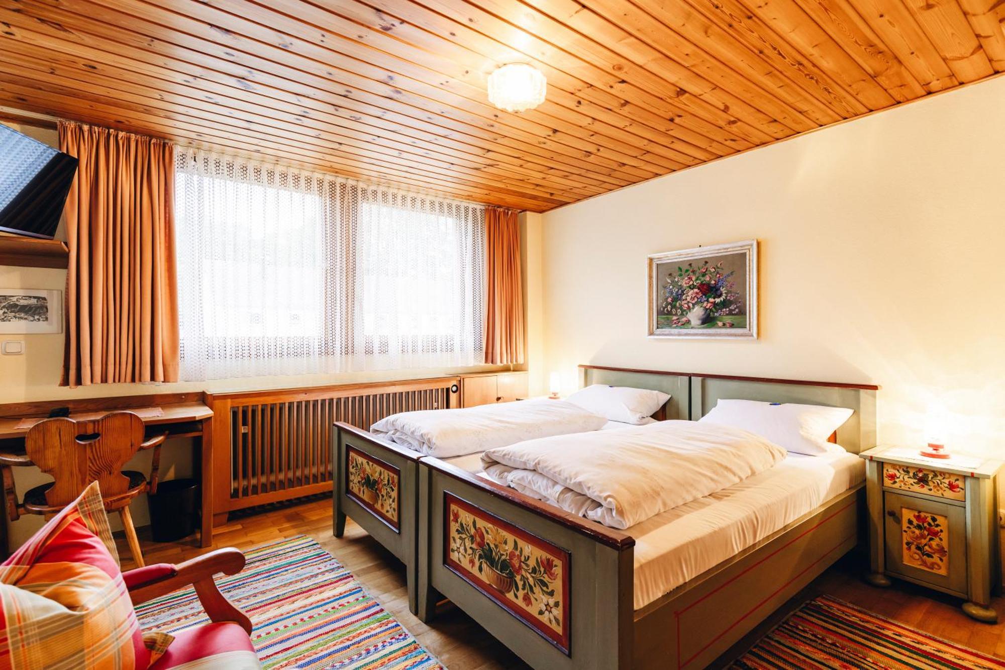 Landgasthof Haueis Marktleugast エクステリア 写真